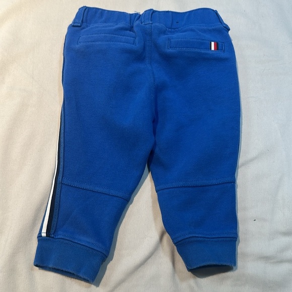 Tommy Hilfiger Blue Sweatpants with Elastic Waistband and Ribbed Cuffs - Picture 3 of 3